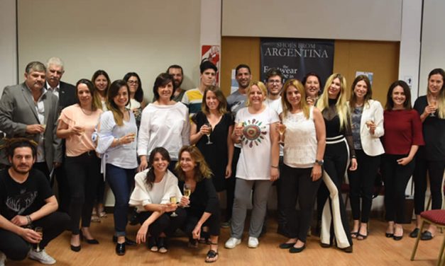 Se desarrolló con éxito el Curso “Armado de Colección” dictado por Arsutoria.