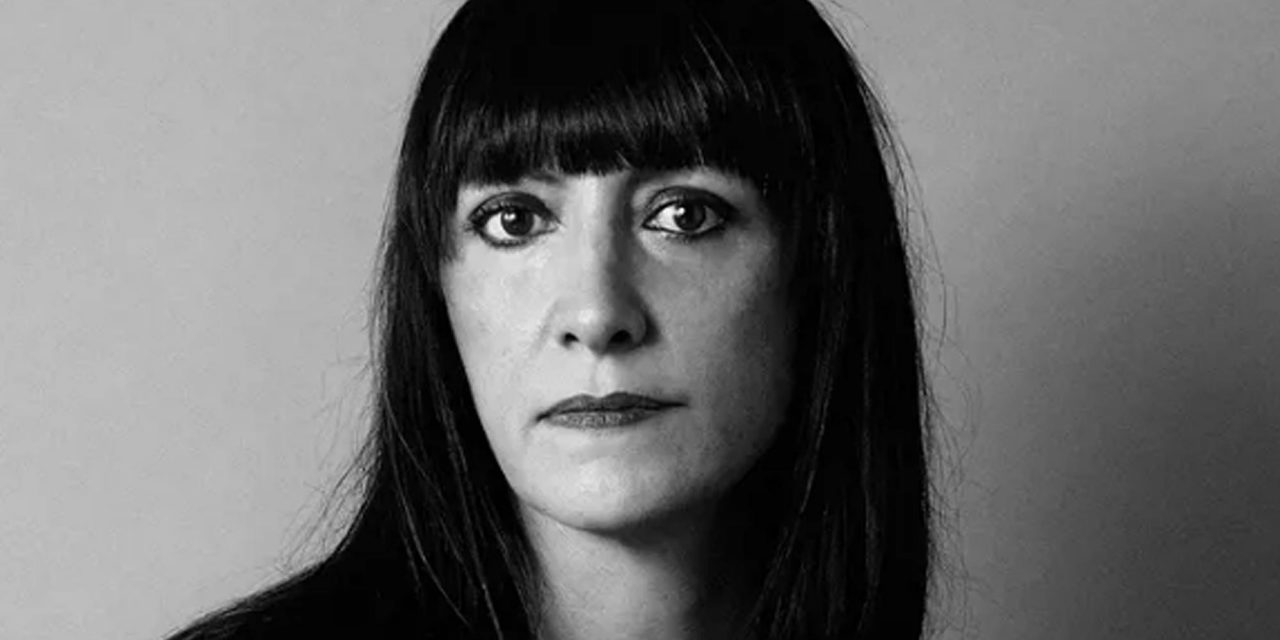 La argentina que se fue del país por amor y hoy calza a las estrellas suecas de rock