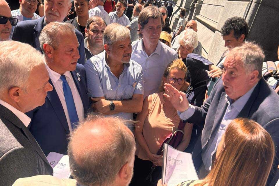 CIC estuvo presente en el Congreso Nacional para respaldar una propuesta de emergencia pyme